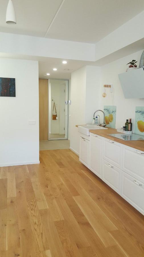 Viive Apartment Pärnu Esterno foto